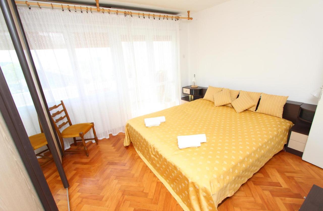 Apartment Maestral Rovinj Exteriör bild